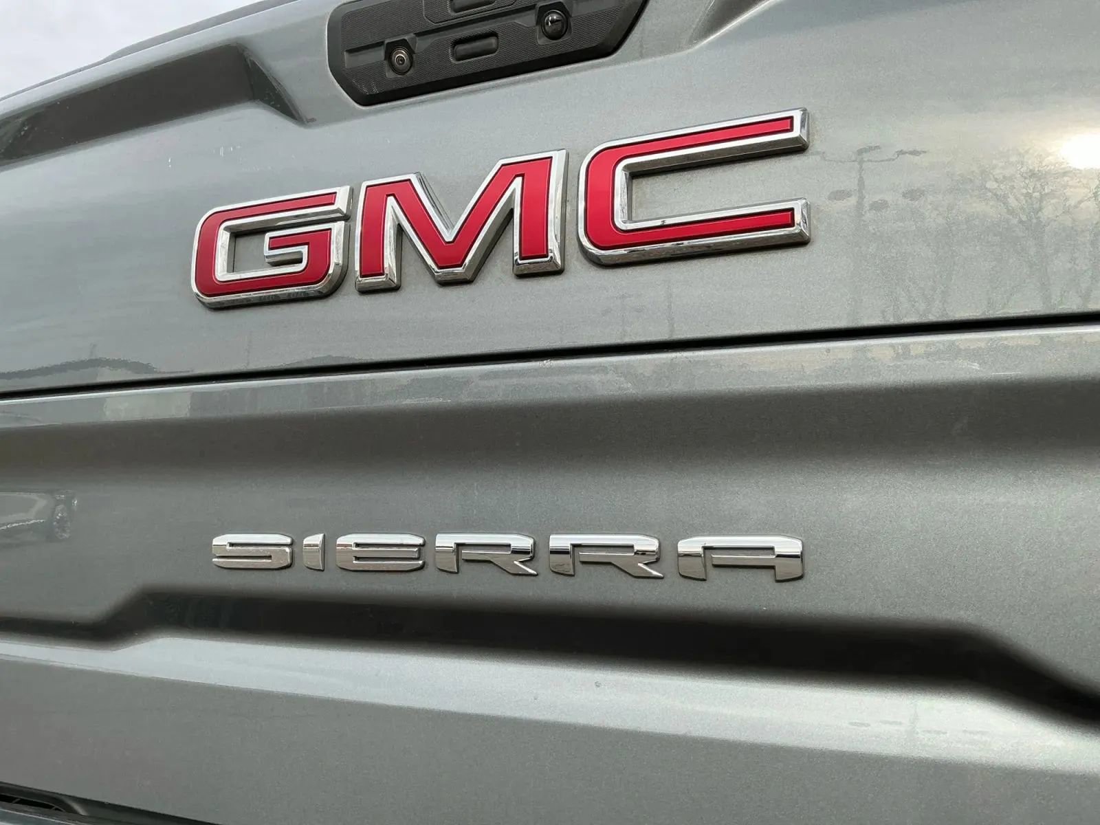 Used 2019 GMC Sierra 1500 SLT image 19