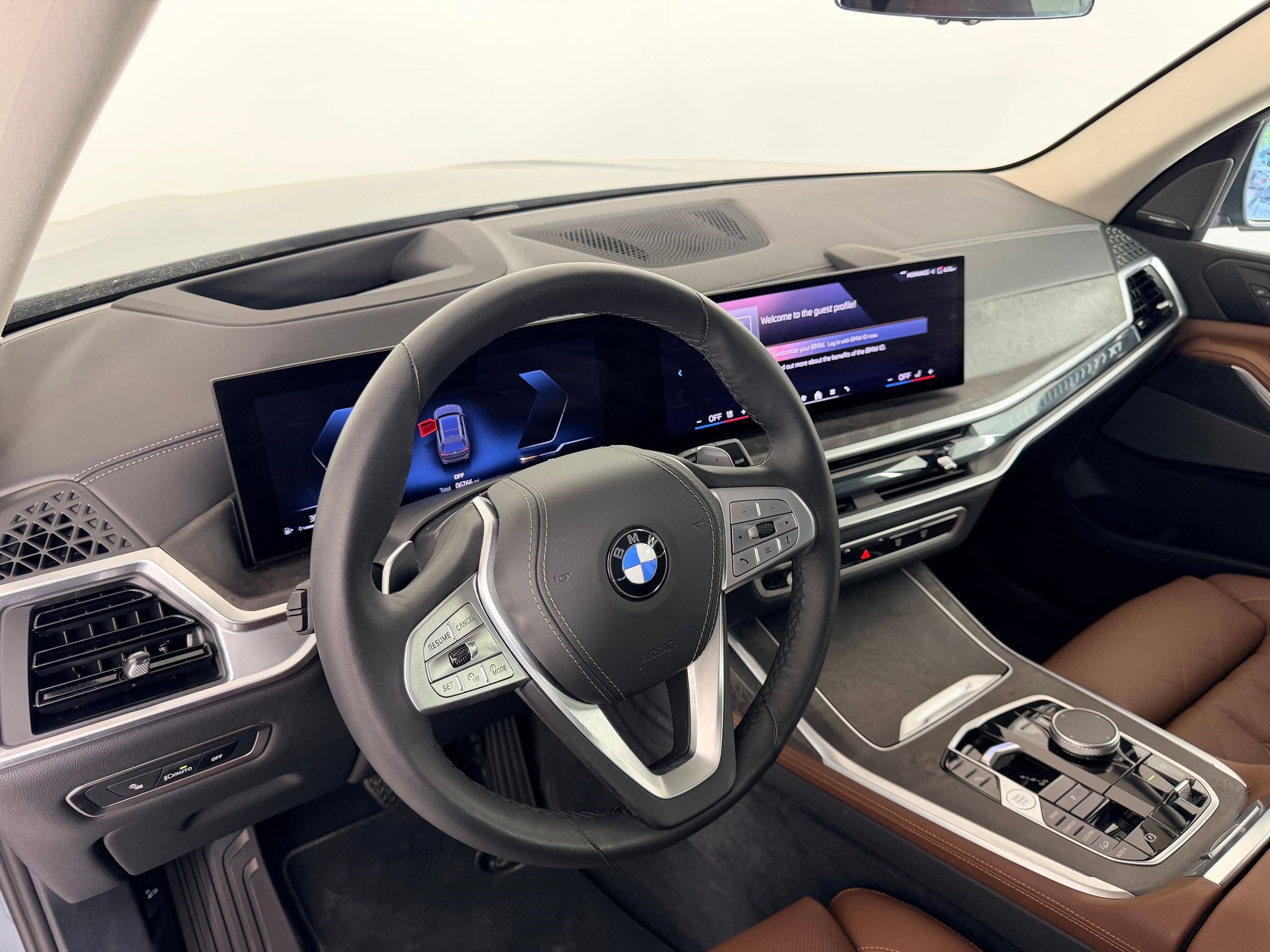 Certified 2026 BMW X7 xDrive40i image 4