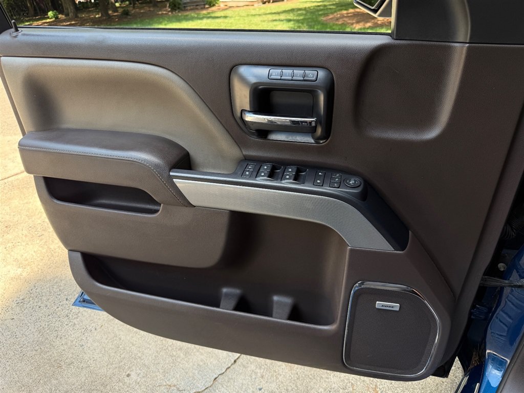 Used 2015 Chevrolet Silverado 1500 LTZ Z71 w/ LTZ Plus Package AWD/4WD image 43