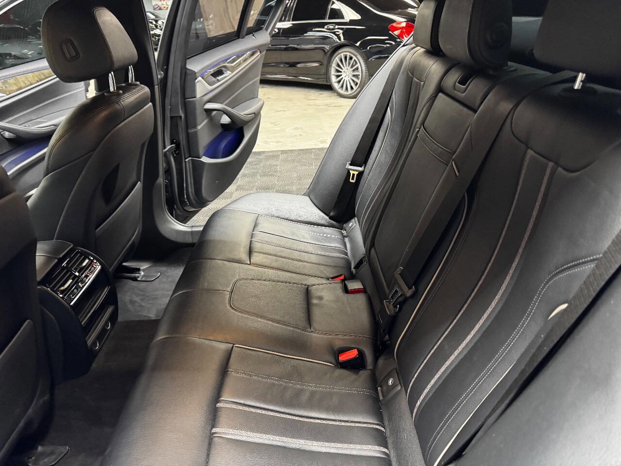 Used 2018 BMW 530i image 40