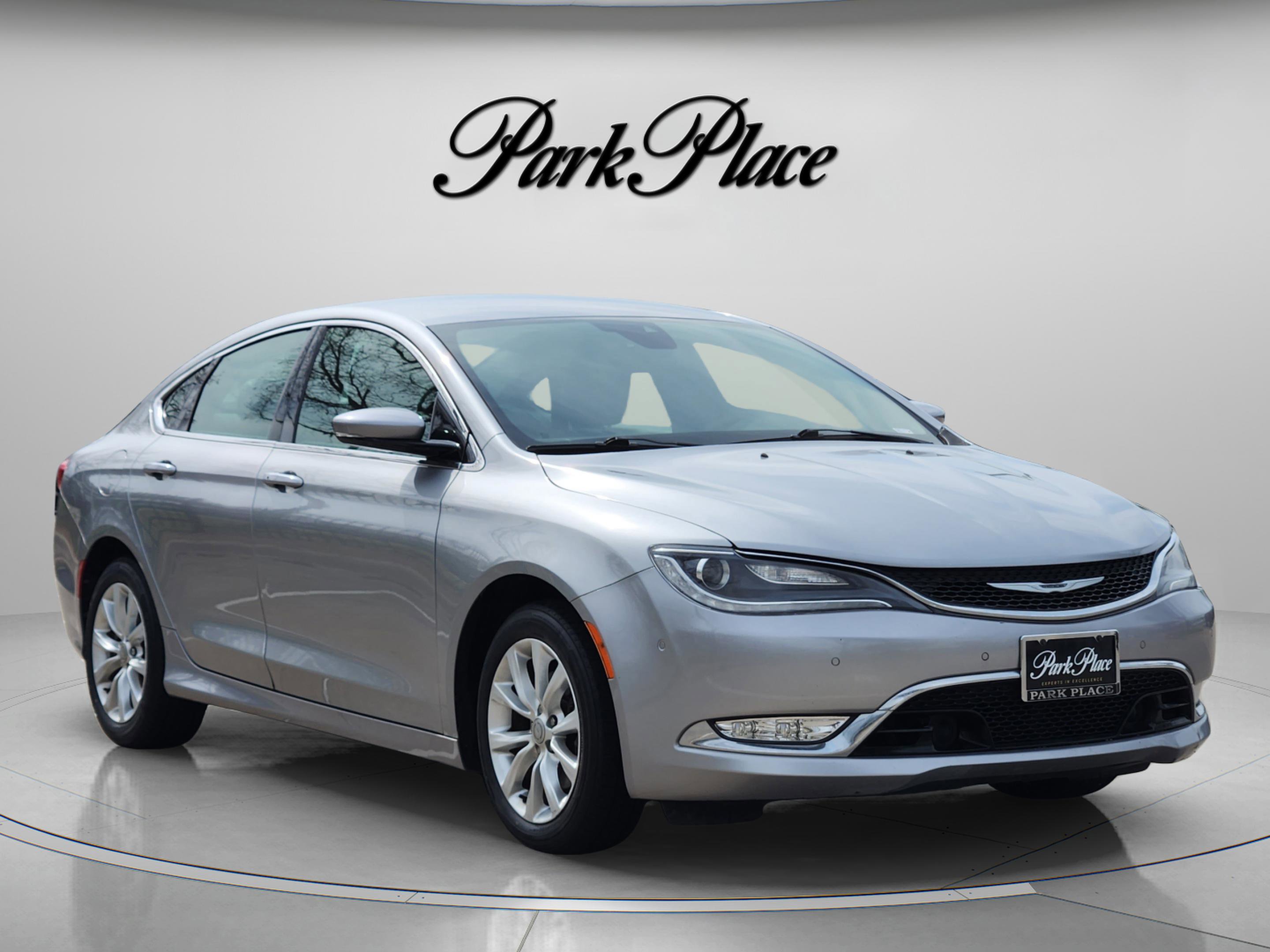 Used 2016 Chrysler 200 C w/ Premium Group image 4