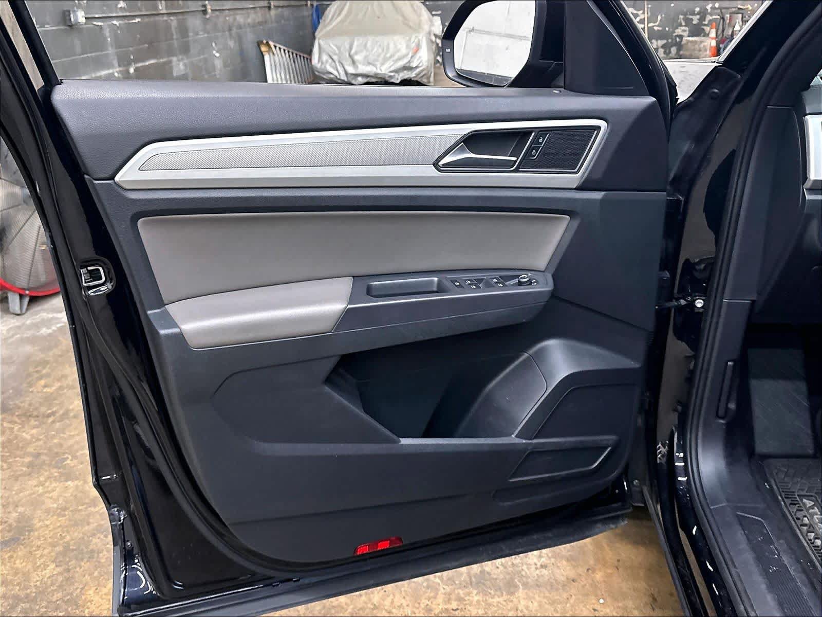 Used 2021 Volkswagen Atlas Cross Sport S FWD image 25