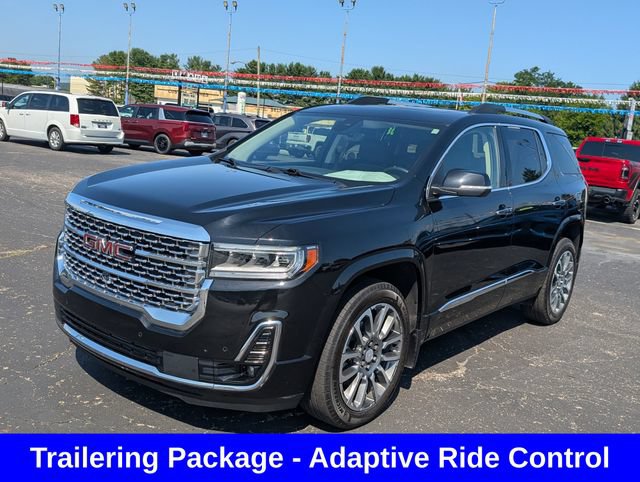 Used 2023 GMC Acadia Denali w/ Denali Ultimate Package AWD/4WD image 3