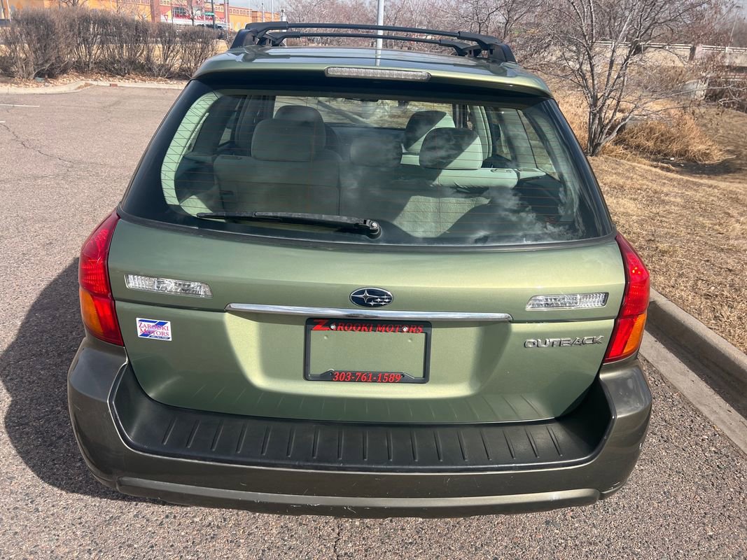 Used 2005 Subaru Outback 2.5i image 9