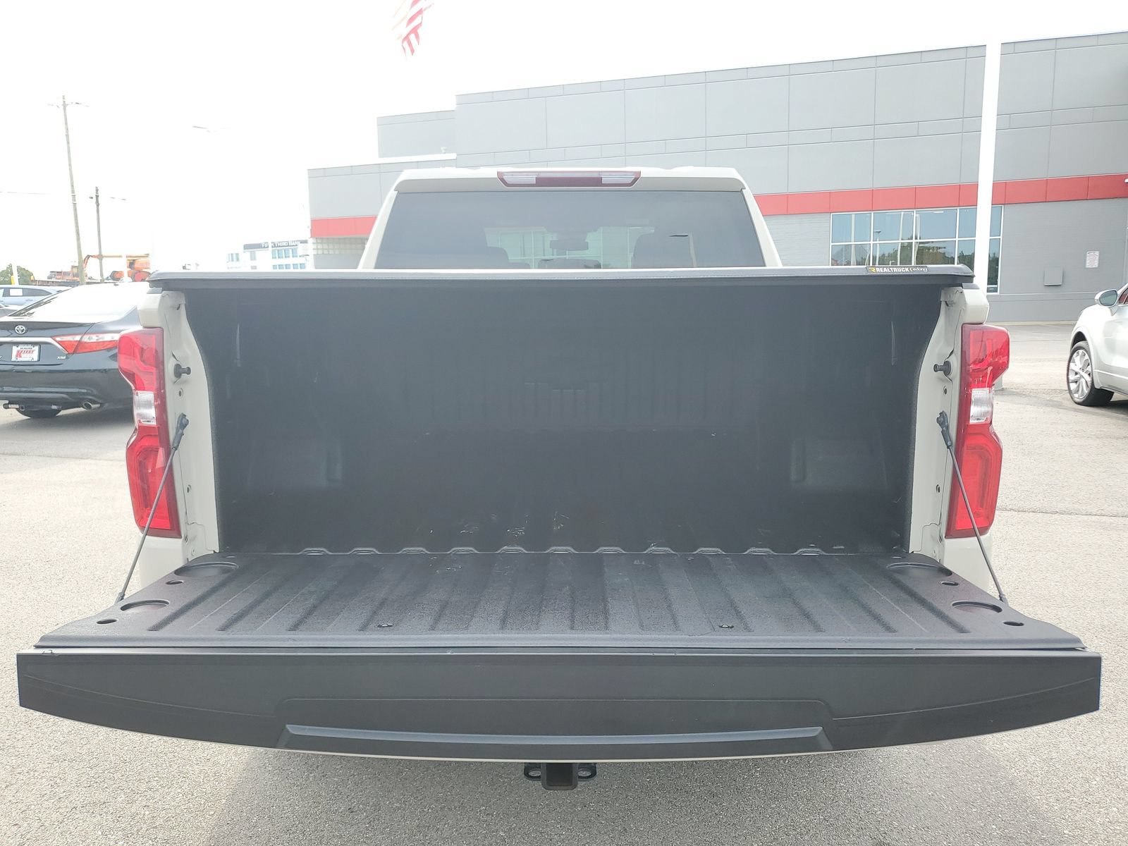 Used 2026 Chevrolet Silverado 1500 RST w/ RST Select Package AWD/4WD image 9