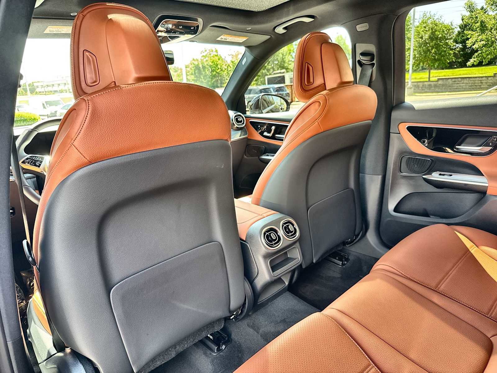 New 2026 Mercedes-Benz GLC 300 image 18