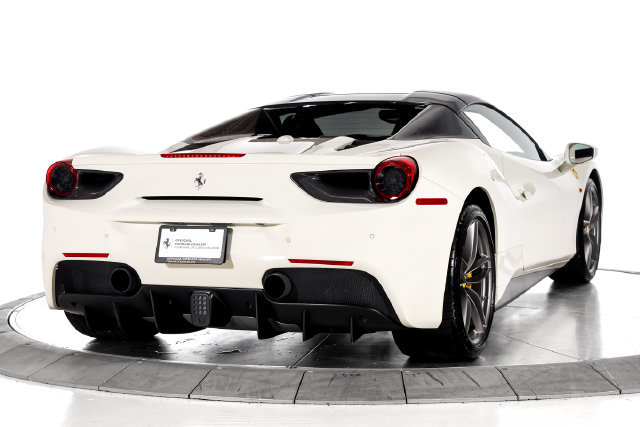 Certified 2017 Ferrari 488 Spider RWD image 9