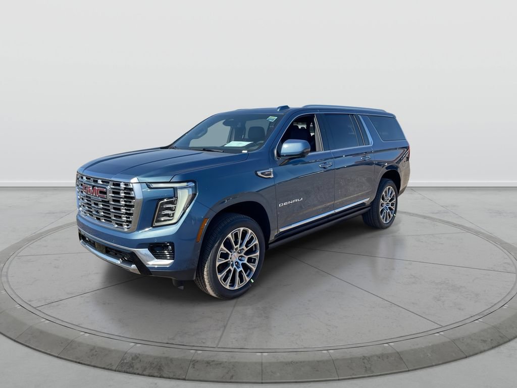 New 2026 GMC Yukon XL Denali w/ Sun & Power Step Package AWD/4WD image 4