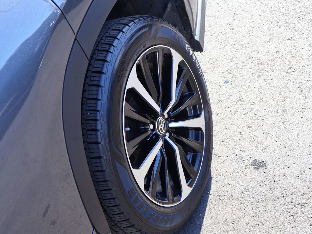 Used 2021 Toyota Highlander XSE image 38