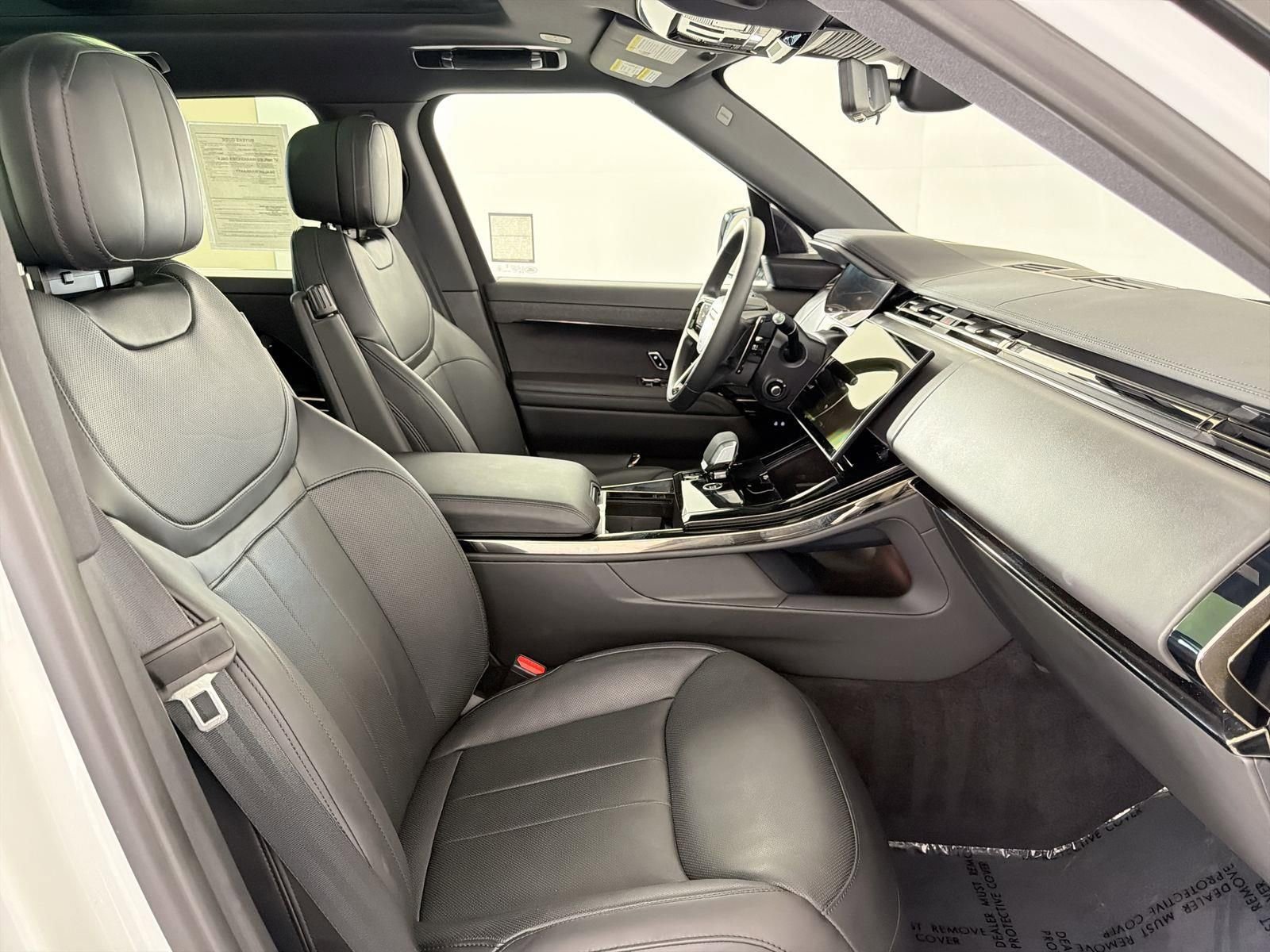 Certified 2025 Land Rover Range Rover Sport Dynamic SE AWD/4WD image 33