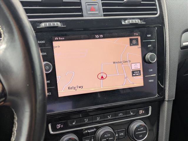 Used 2018 Volkswagen Golf 4-Door image 13