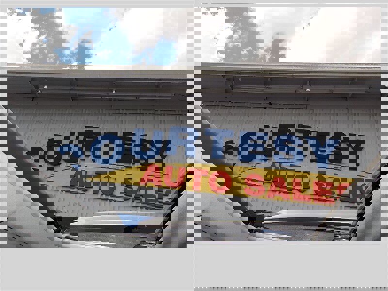 Used 2018 Toyota RAV4 XLE image 13