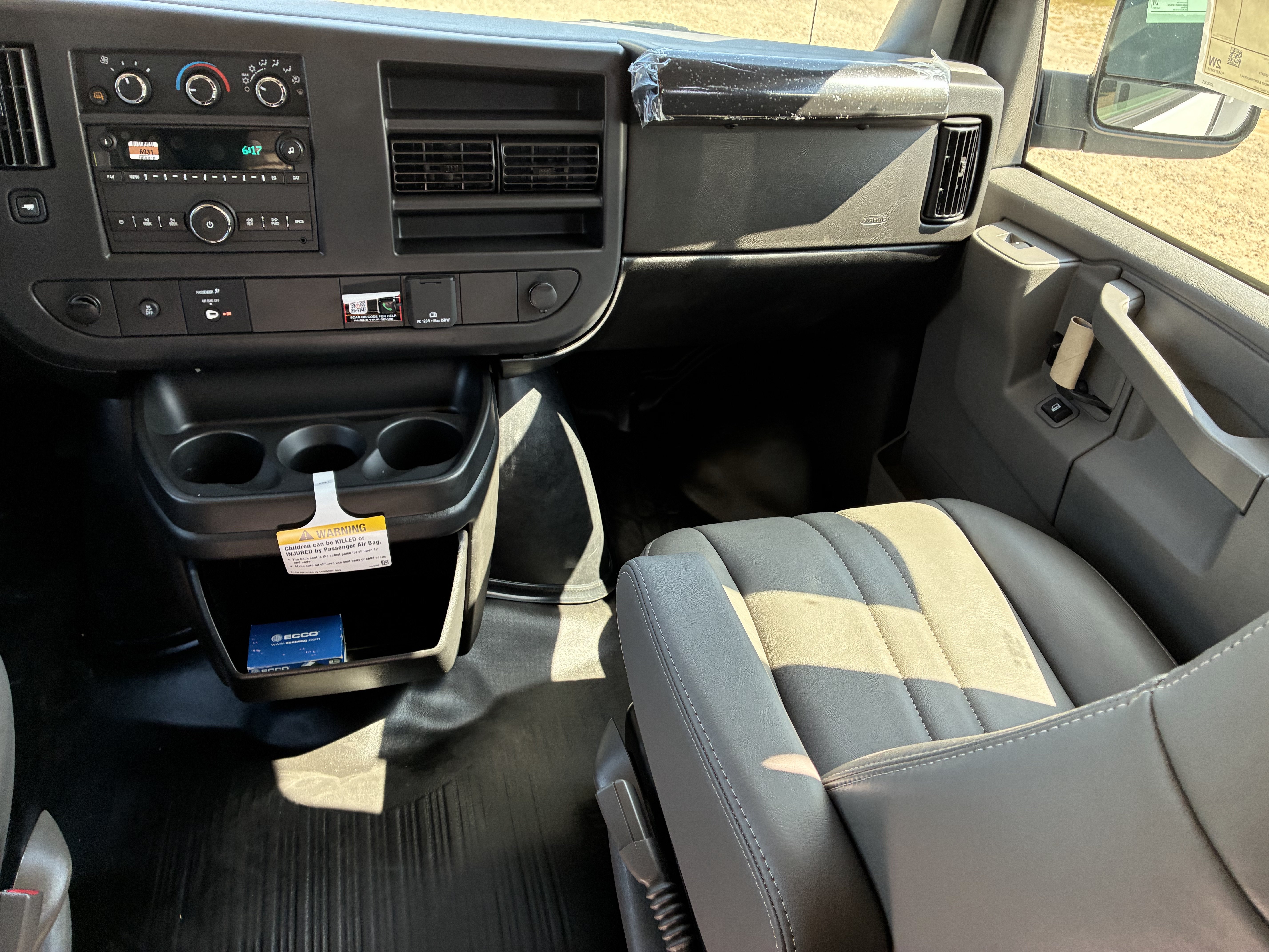 New 2026 Chevrolet Express 2500 Extended w/ Driver Convenience Package RWD image 12