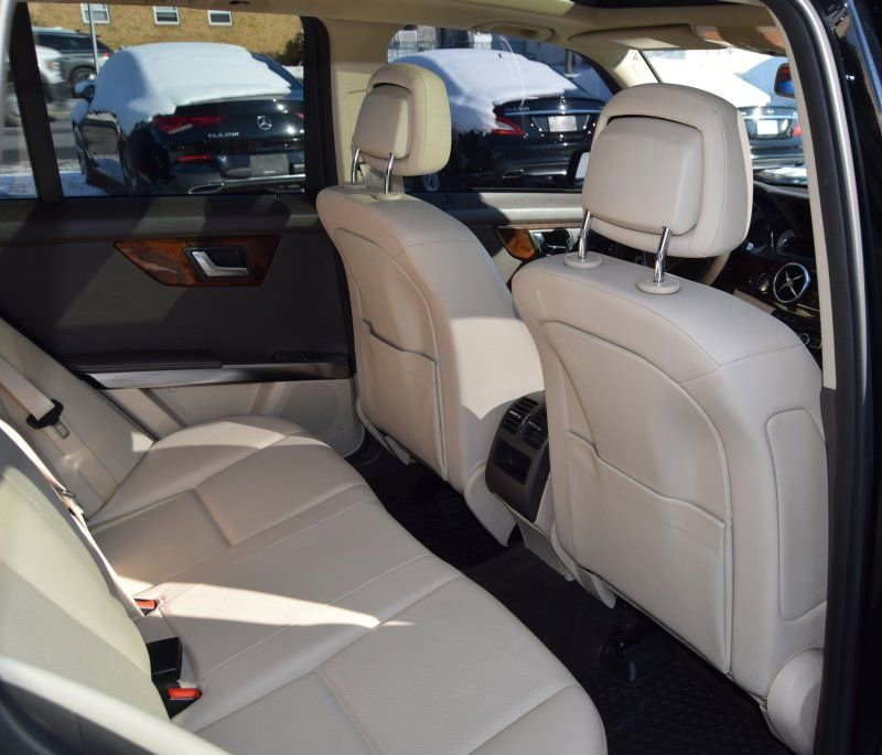 Used 2013 Mercedes-Benz GLK 350 4MATIC image 26