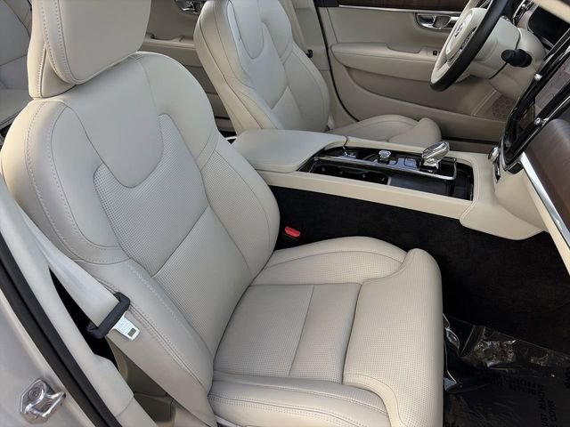 Used 2022 Volvo S90 B6 Inscription w/ Advanced Package image 12
