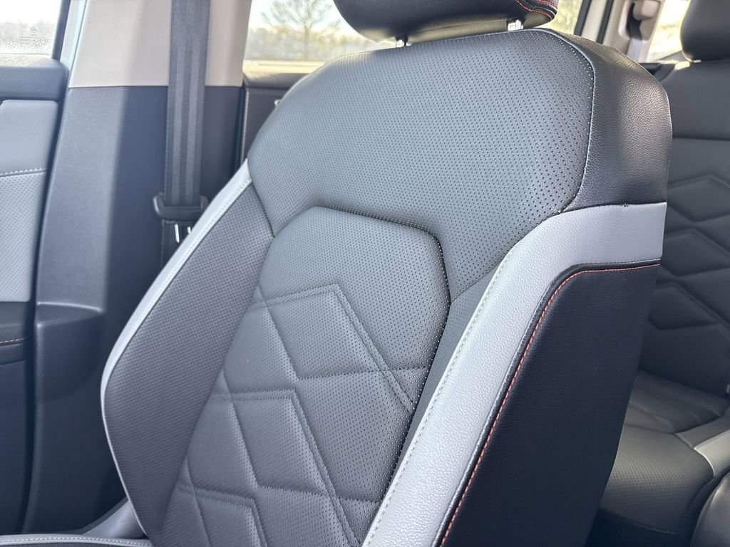 Certified 2024 Volkswagen Atlas Peak Edition SEL image 43