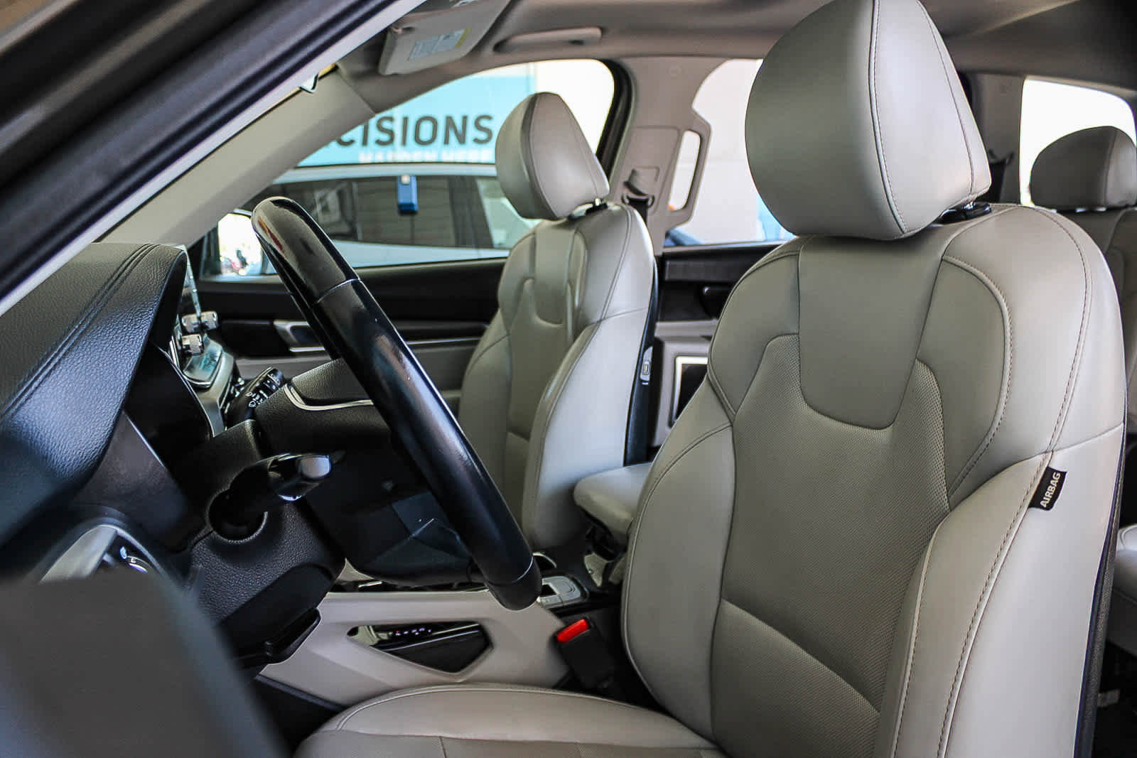 Used 2021 Kia Telluride S FWD image 17