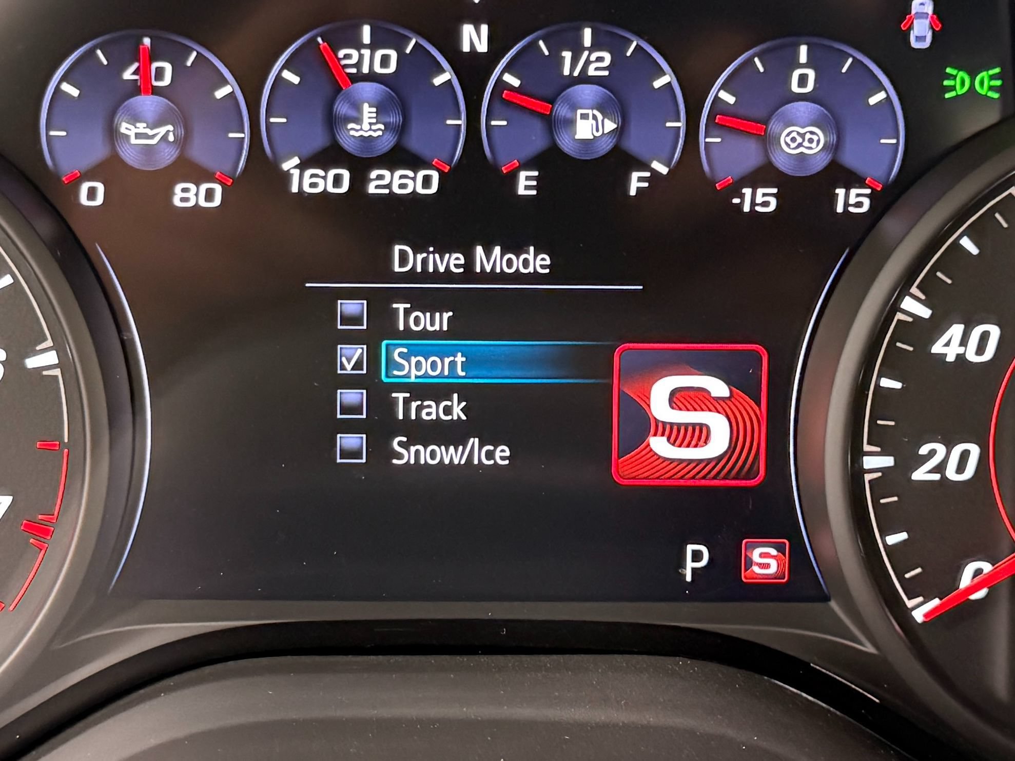 Used 2022 Chevrolet Camaro ZL1 RWD image 32