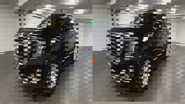 Certified 2023 GMC Yukon SLT w/ SLT Premium Package image 4