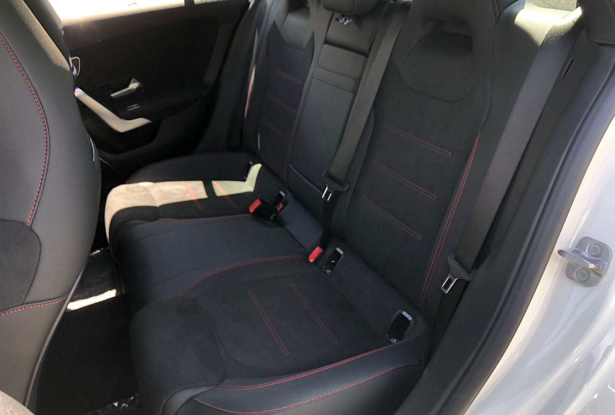 New 2025 Mercedes-Benz CLA 250 4MATIC image 32
