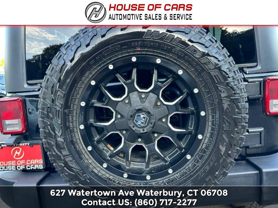 Used 2012 Jeep Wrangler Rubicon w/ Dual Top Group image 46