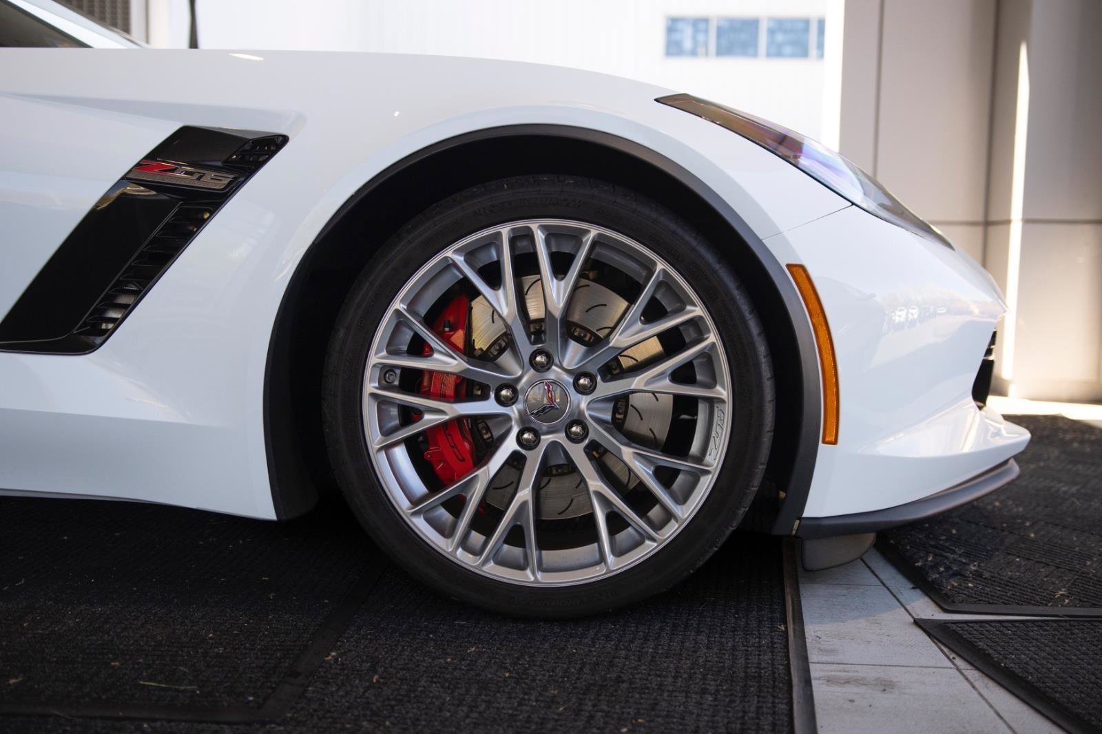 Used 2016 Chevrolet Corvette Z06 RWD image 24