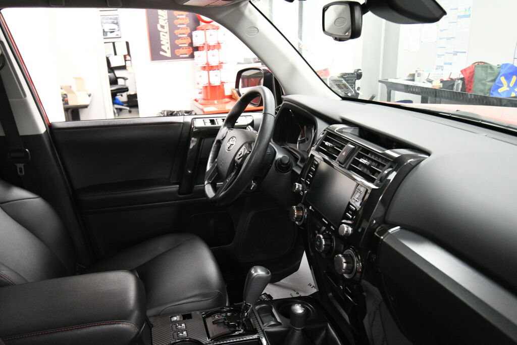 Certified 2023 Toyota 4Runner TRD Off-Road Premium w/ Moonroof Package AWD/4WD image 31