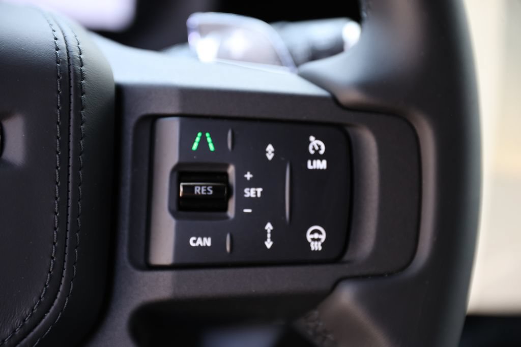 New 2026 Land Rover Defender 110 OCTA AWD/4WD image 23