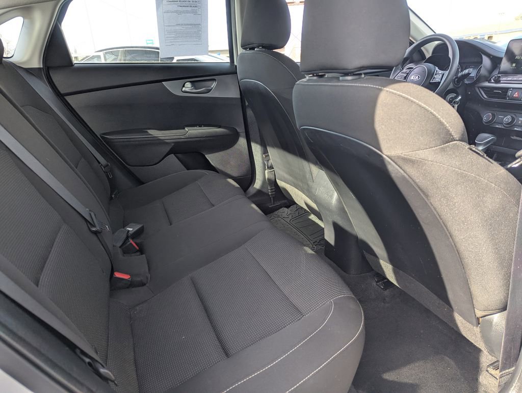 Used 2021 Kia Forte LXS FWD image 28