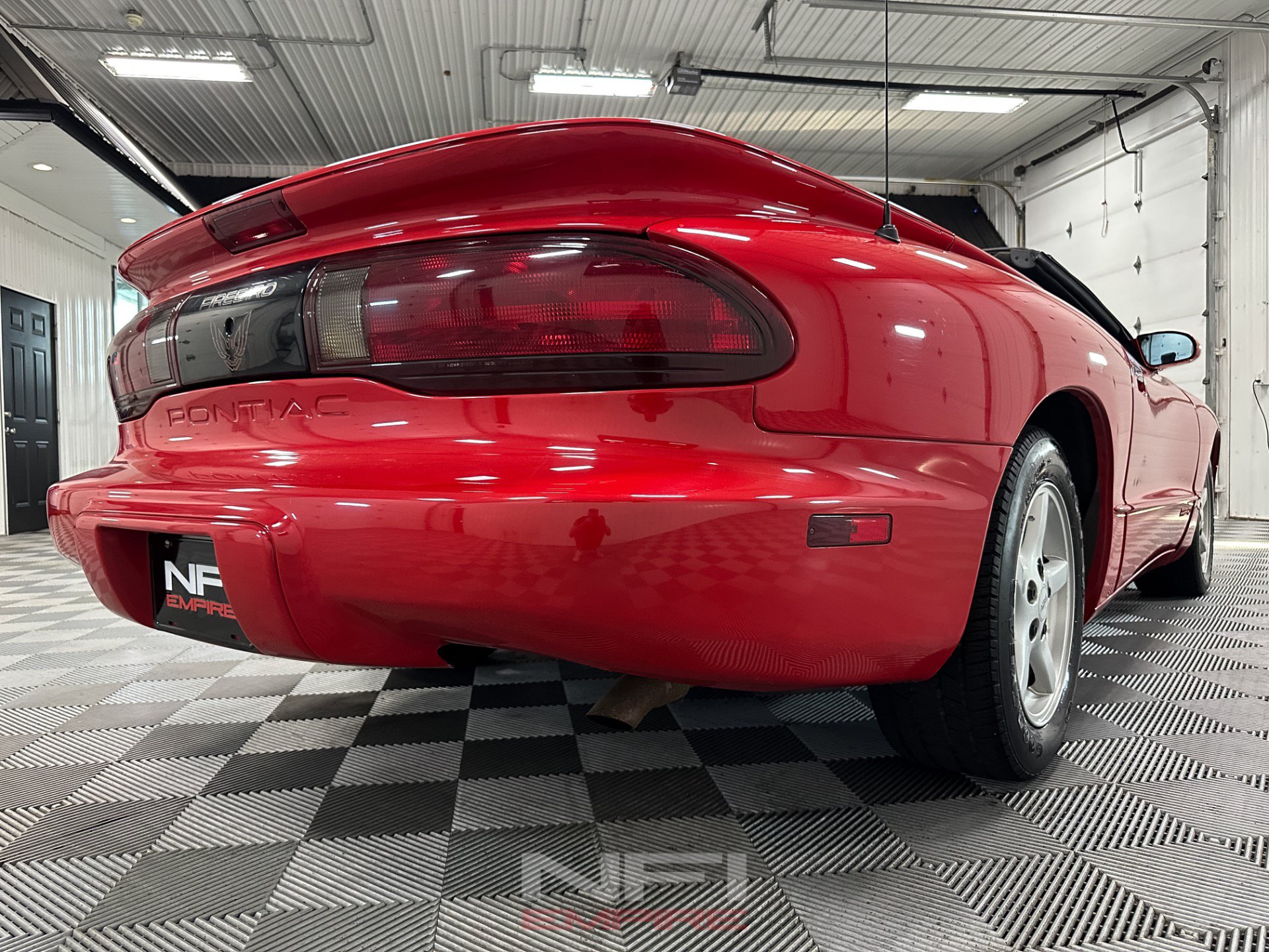 Used 1995 Pontiac Firebird Convertible RWD image 28