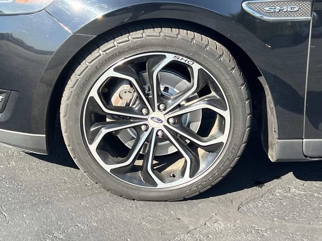Used 2016 Ford Taurus SHO AWD/4WD image 9
