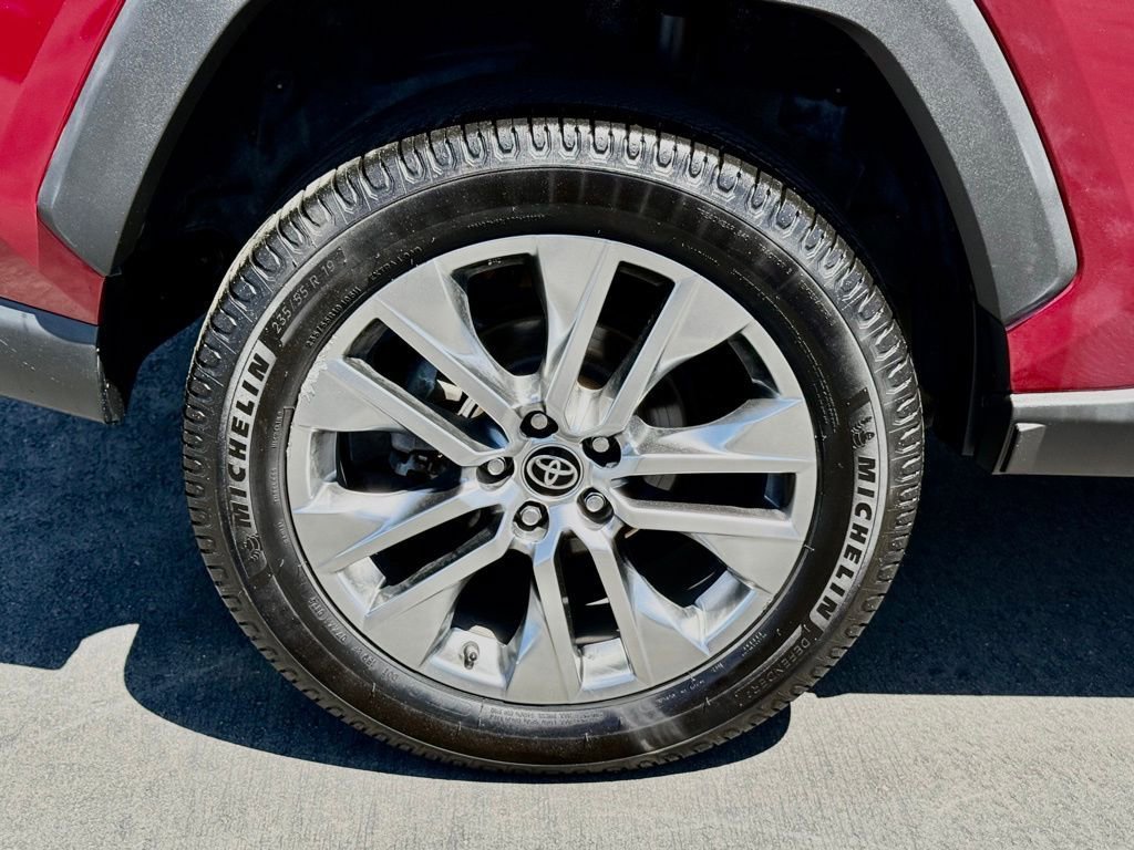 Certified 2021 Toyota RAV4 Limited FWD image 14