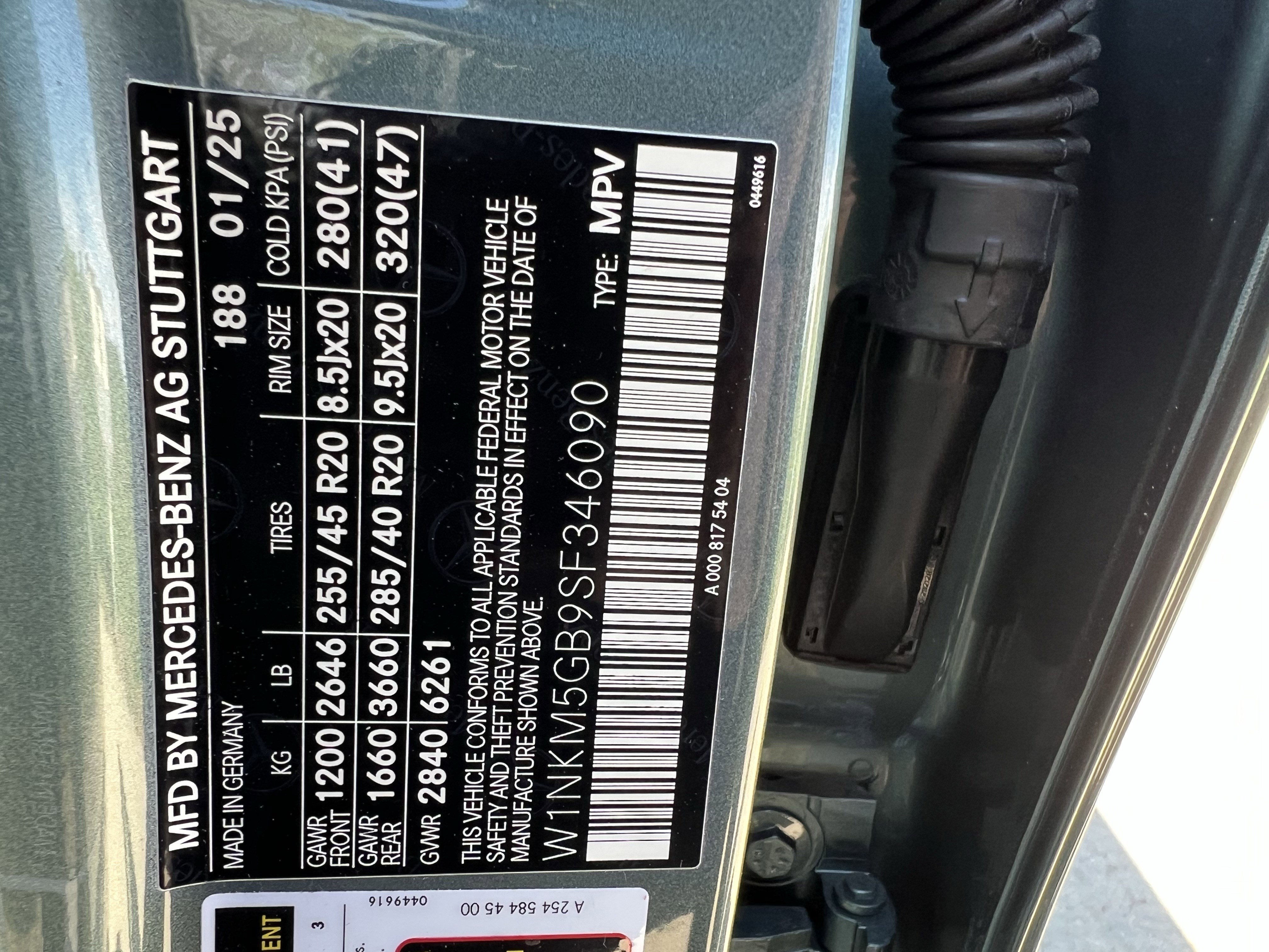Certified 2025 Mercedes-Benz GLC 350e 4MATIC image 37