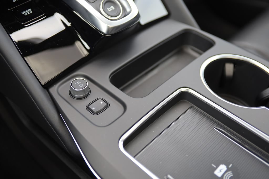New 2026 Acura MDX w/ Technology Package FWD image 23
