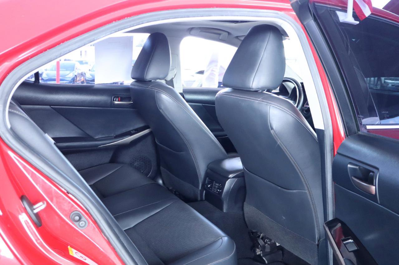 Used 2018 Lexus IS 300 w/ Accessory Package 2 RWD image 33