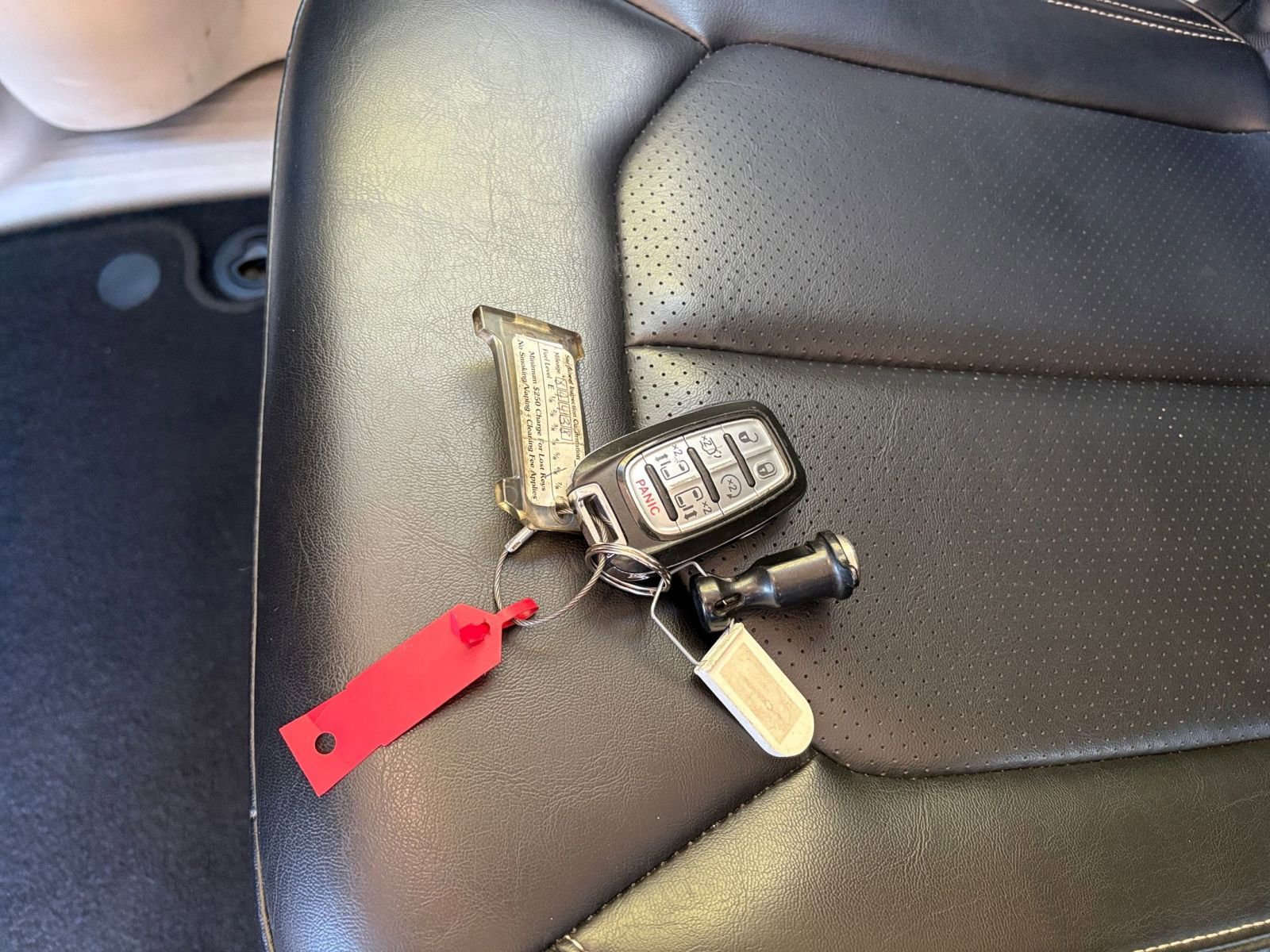 Used 2023 Chrysler Pacifica Touring-L image 21