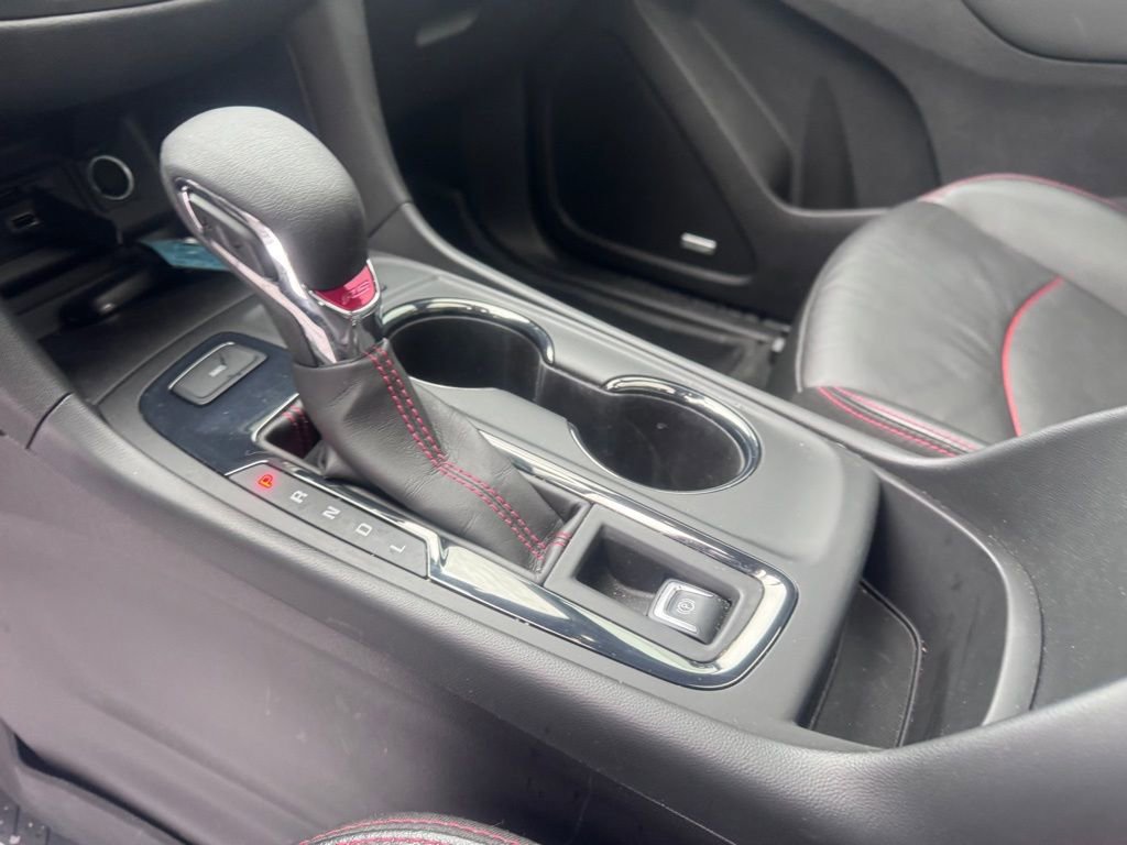 Used 2024 Chevrolet Equinox RS w/ RS Leather Package image 16