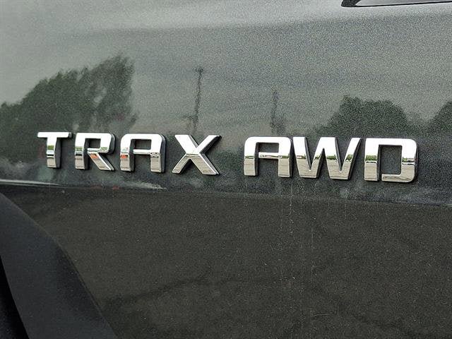 Used 2019 Chevrolet Trax LT w/ LT Convenience Package AWD/4WD image 28