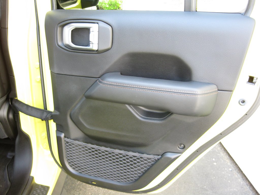 Used 2023 Jeep Wrangler Unlimited Rubicon 392 w/ Trailer Tow Package AWD/4WD image 36