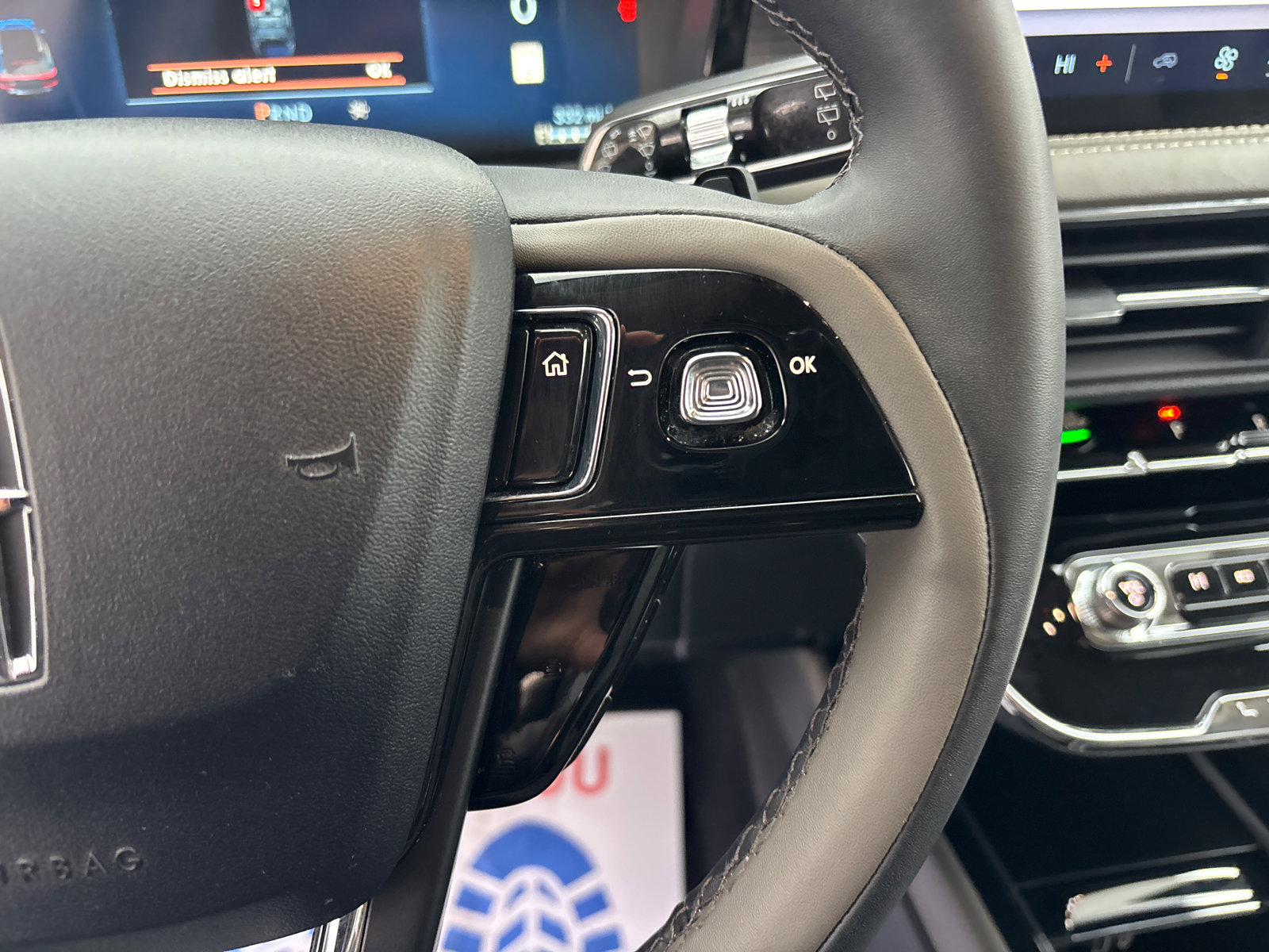 Certified 2023 Lincoln Corsair FWD image 18