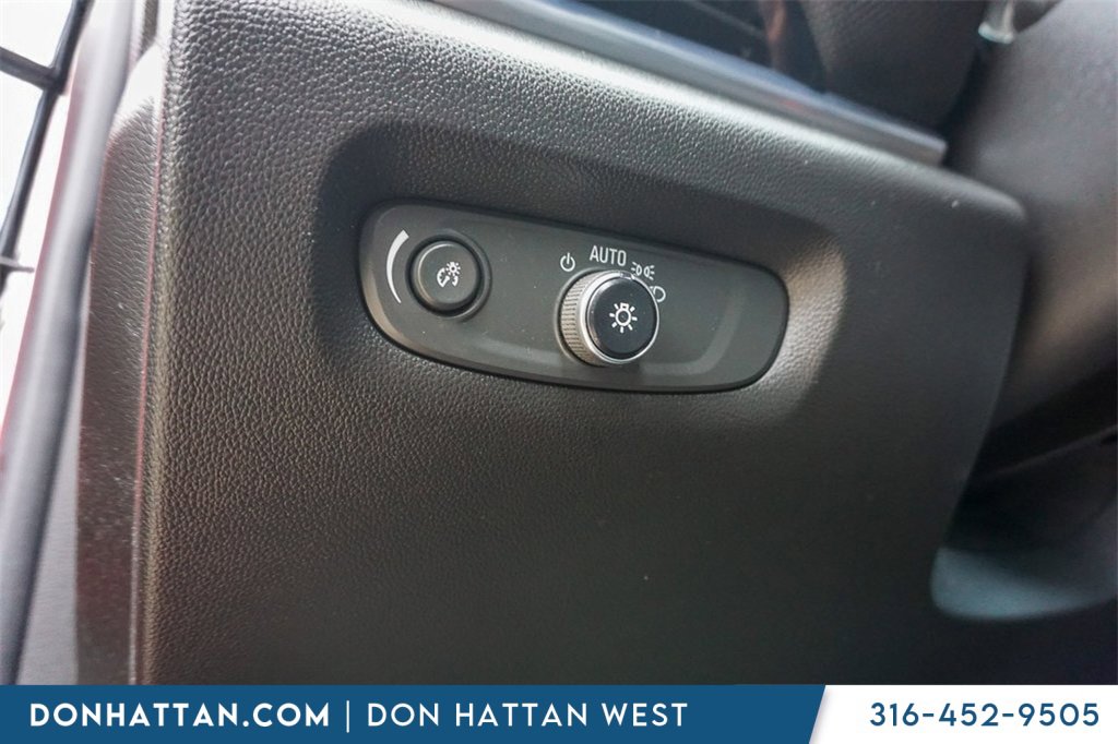 Used 2023 Chevrolet Traverse RS w/ LPO, Floor Liner Package image 19