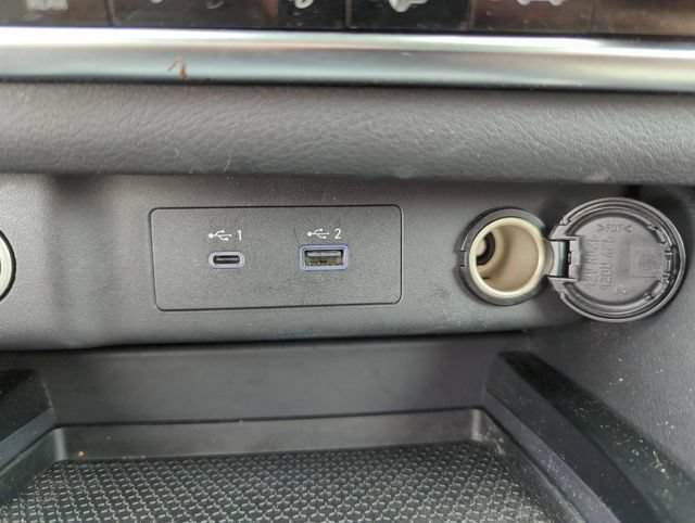 Certified 2023 Nissan Rogue SV FWD image 33