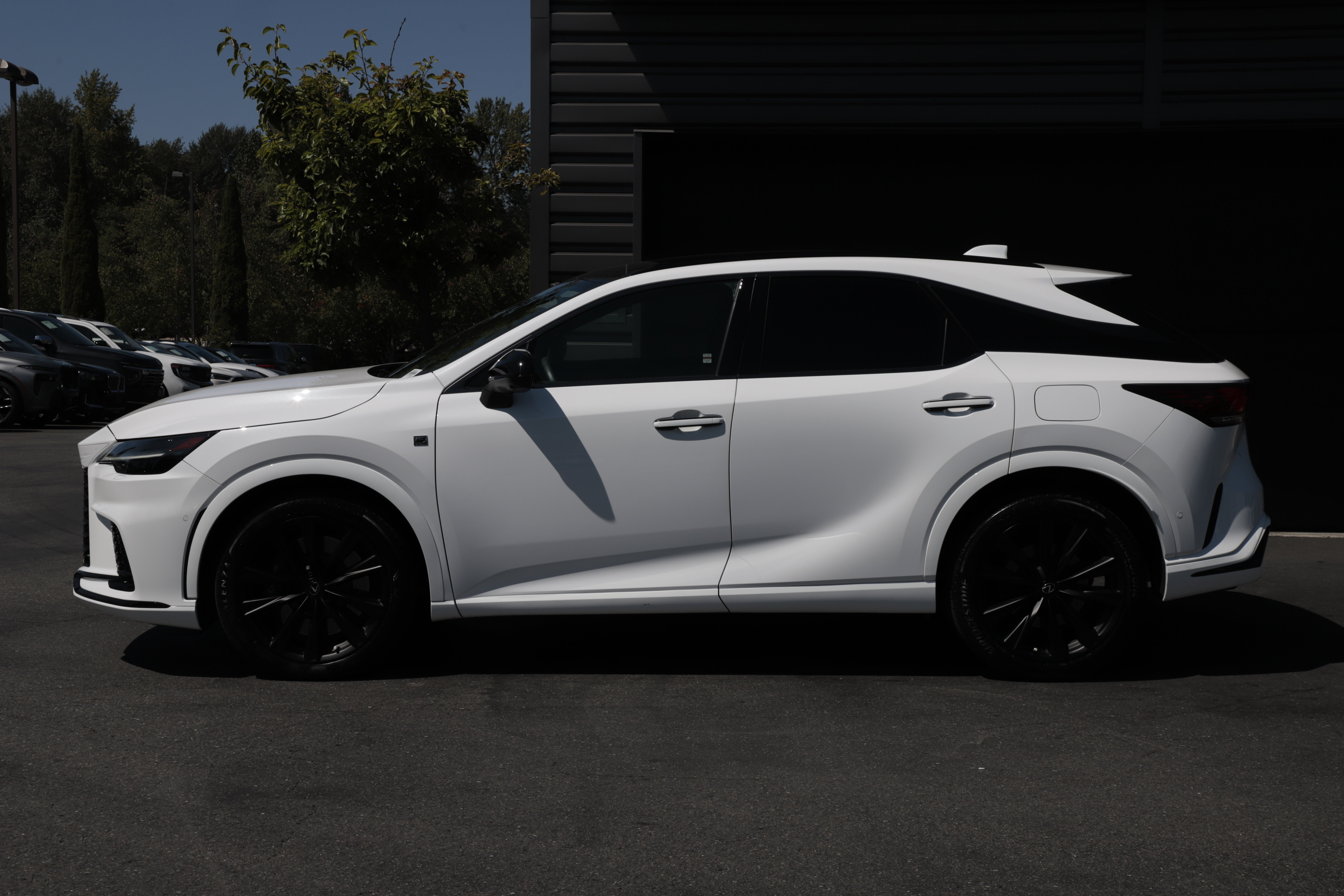 Used 2023 Lexus RX 500h F Sport w/ Accessory Package (Z1) AWD/4WD image 7