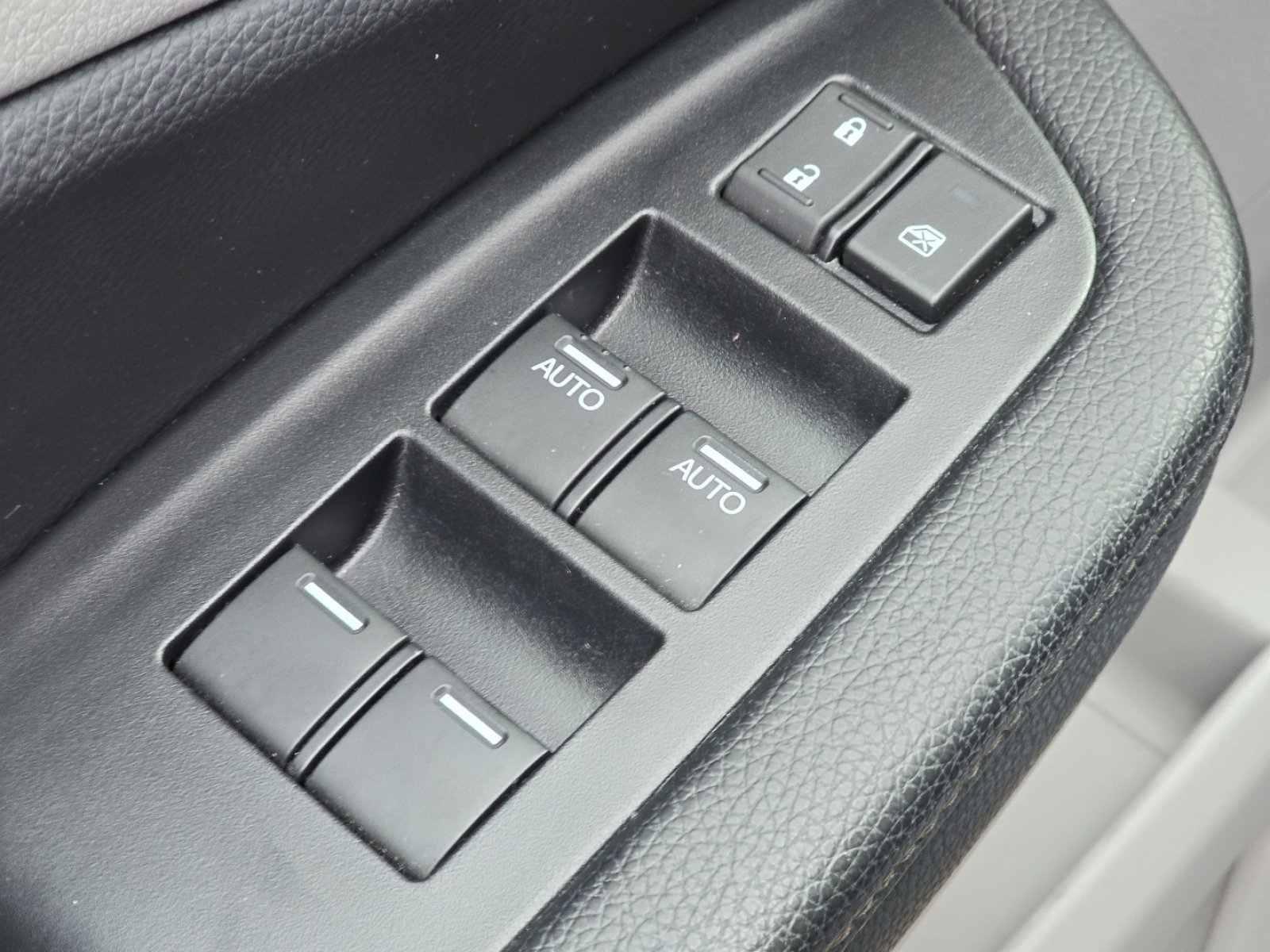 Certified 2020 Honda Pilot Touring image 31