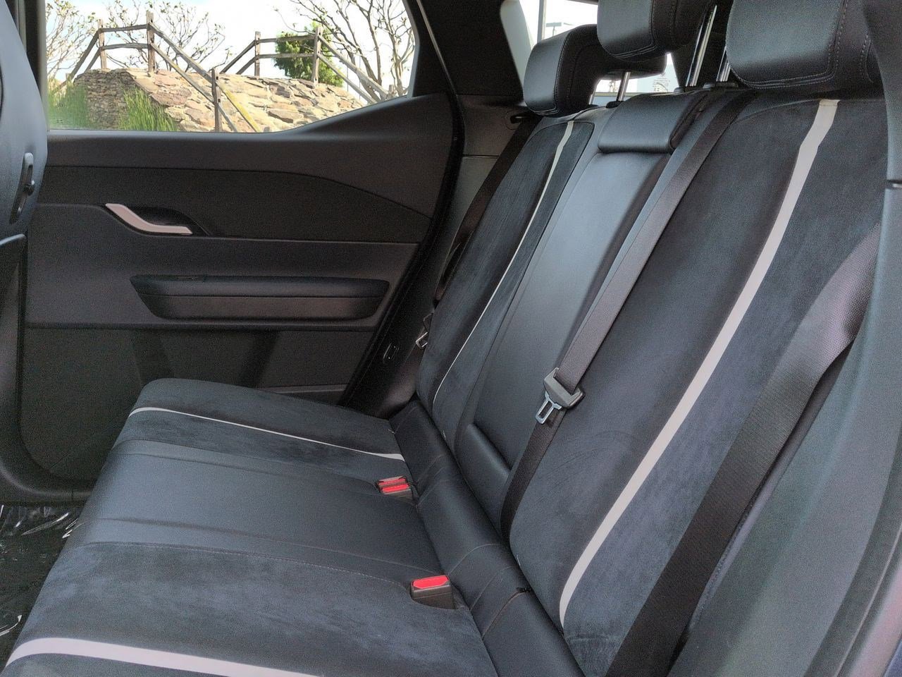 Used 2023 Fisker Ocean One image 23