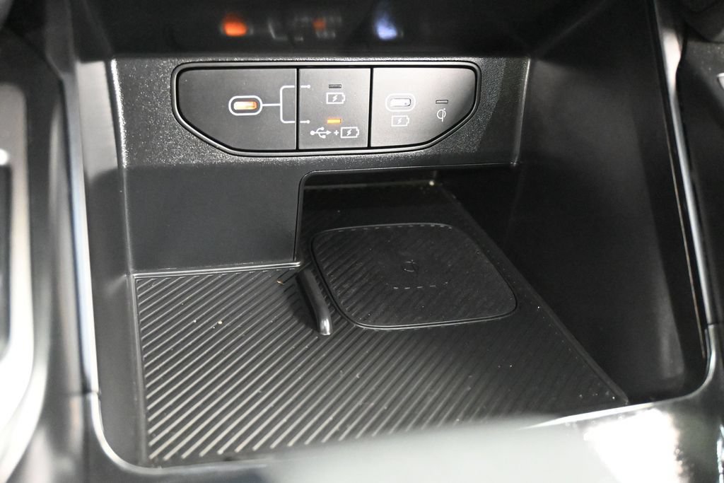 Used 2025 Kia Sorento S w/ Panoramic Sunroof Package FWD image 22