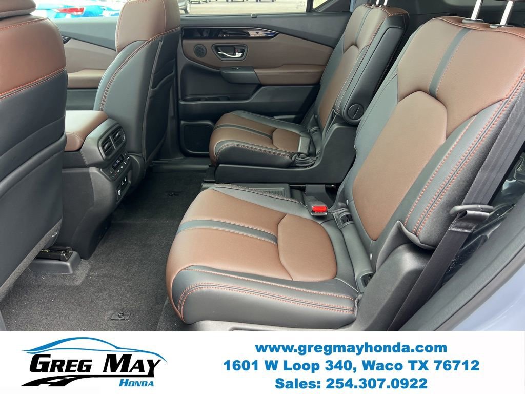 New 2026 Honda Pilot TrailSport image 13