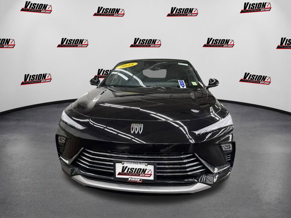 Used 2025 Buick Envista Preferred w/ Convenience I Package FWD image 2