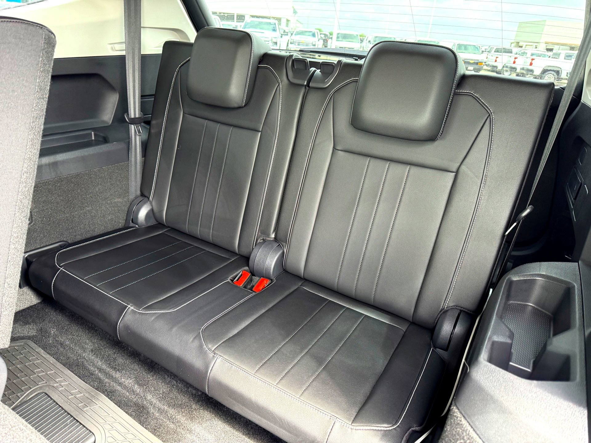 Used 2024 Volkswagen Tiguan SE FWD image 15