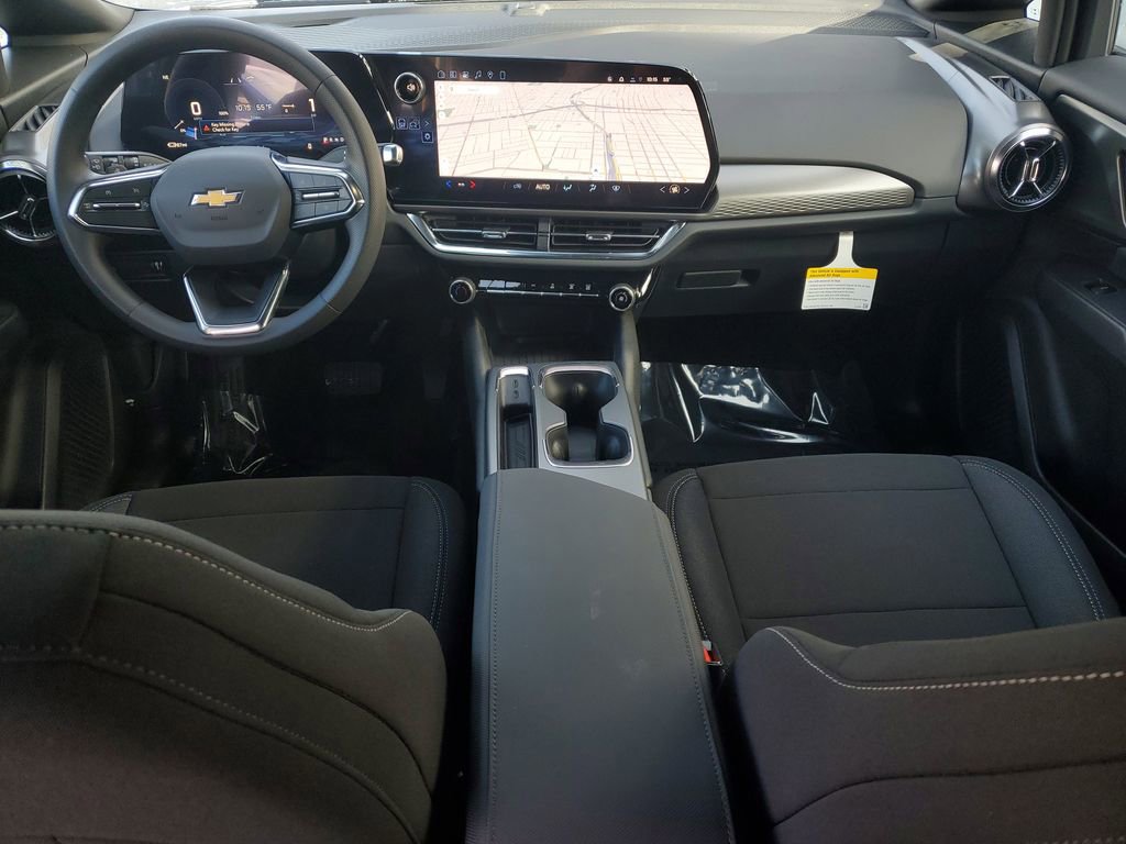 New 2026 Chevrolet Equinox EV LT image 9